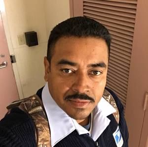 Meet your Posher, Yader